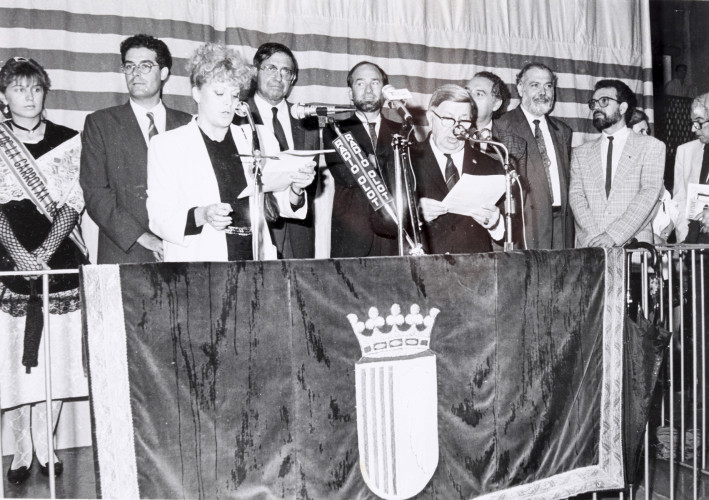 04_Pregó_Marta_Puig_i_Joan_Casulà_1987_Autor_Josep_M_Julià