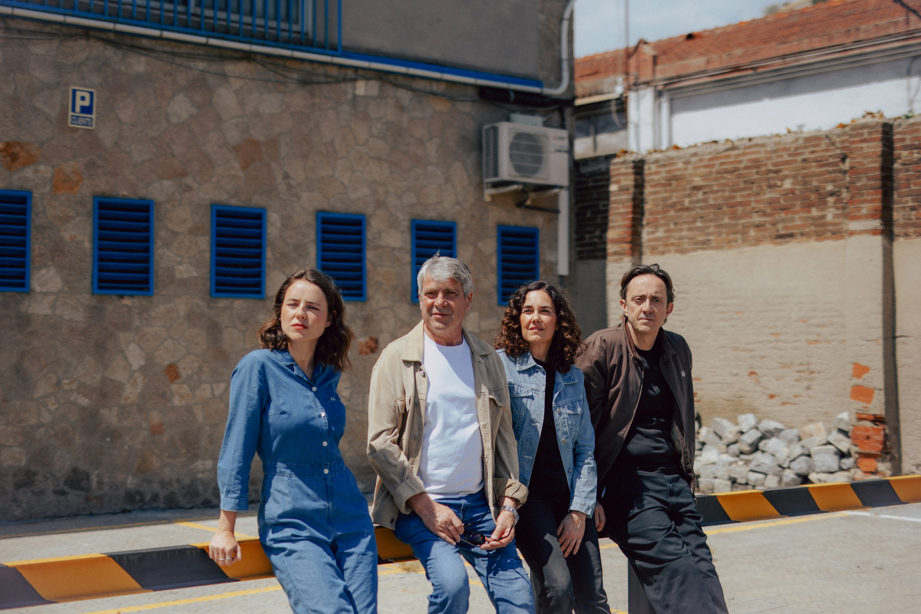 Ai la misèria ens farà feliços