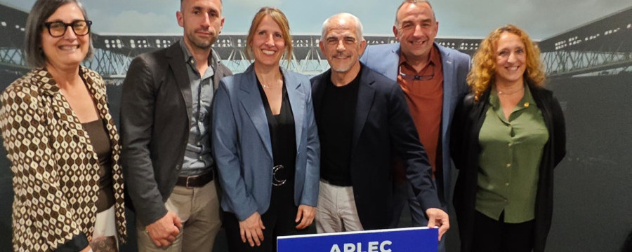 AplecVolcans4
