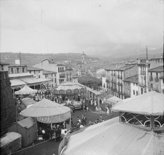 Atraccions_FdT_c1950_Autor_Àngel_Noguera_Magrià