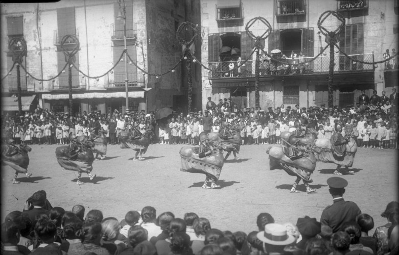 Cavallets_1915_Autor_Esteve_Morer_Toronell