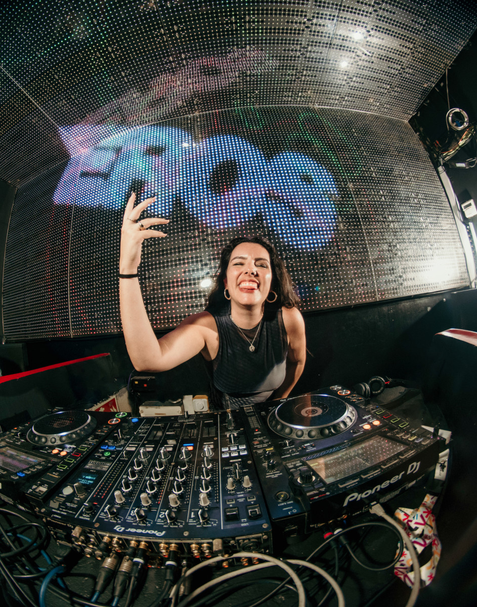 Mina Ritz - Sessió Pacha Agost 2023 - Foto Júlia Termes (1)