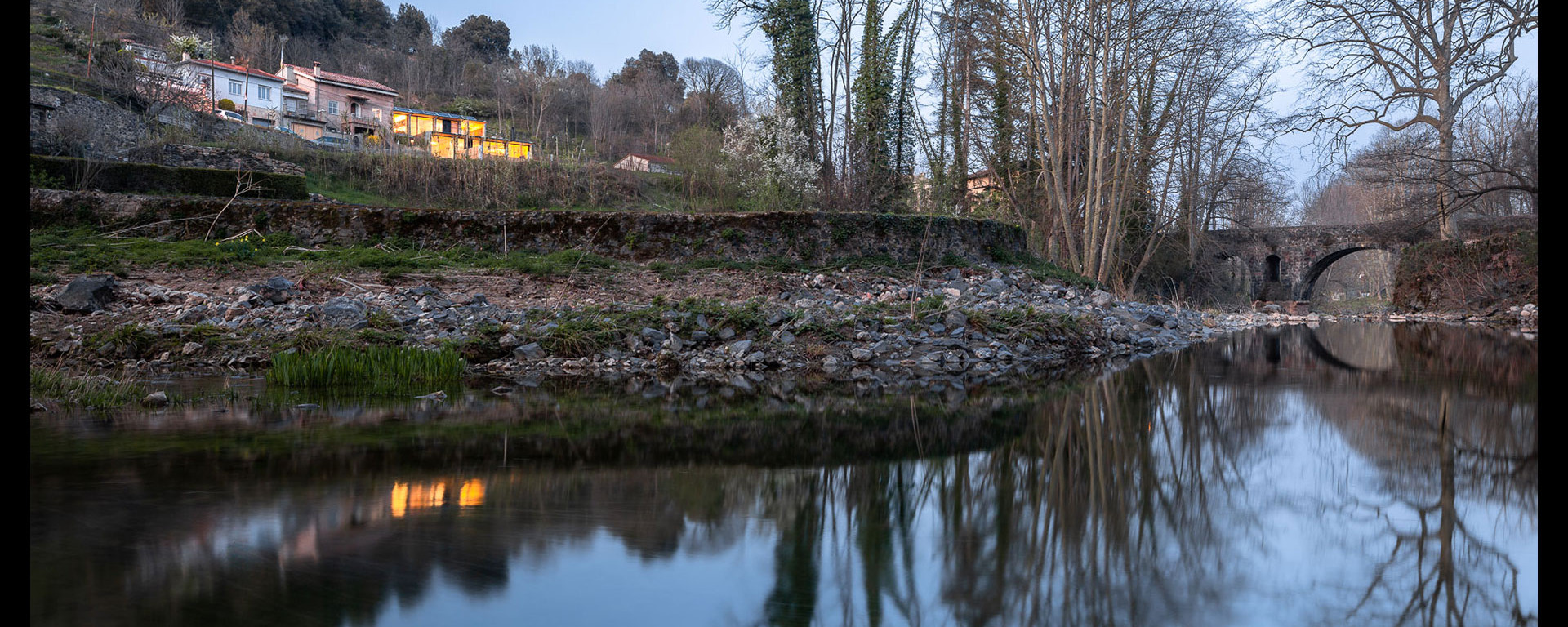 oa-la-nova-arquitectura-de-la-garrotxa-joves-paisatge-tartera-arnau-verges-foto-marc-torra