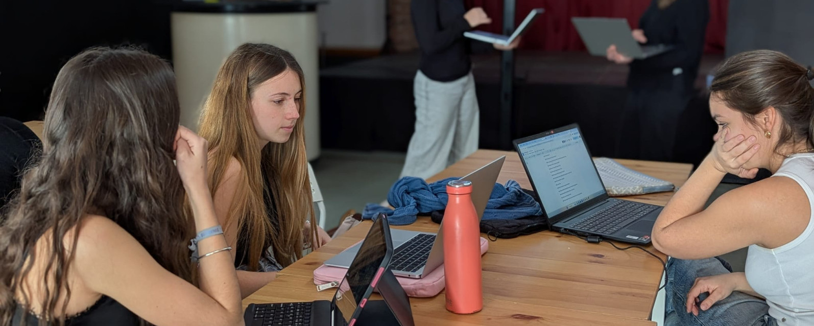 WhatsApp Image 2025-01-28 at 16.01.16