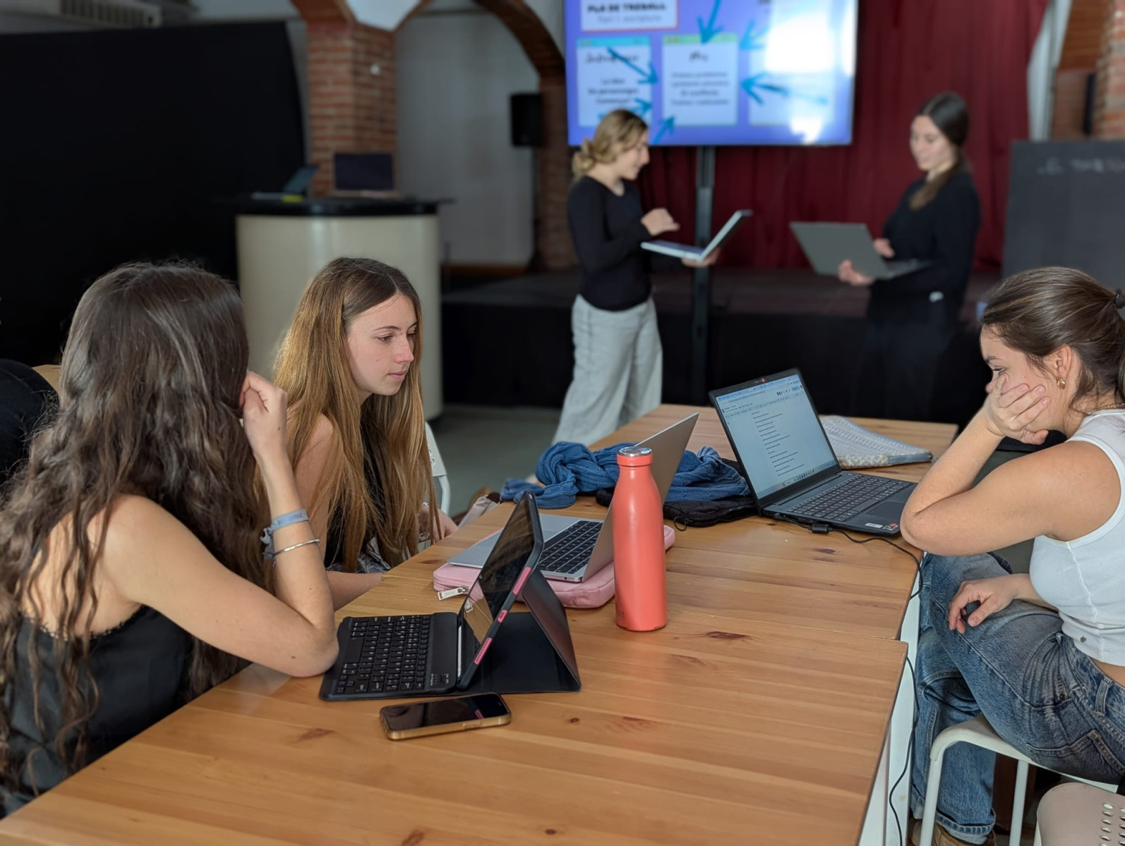 WhatsApp Image 2025-01-28 at 16.01.16