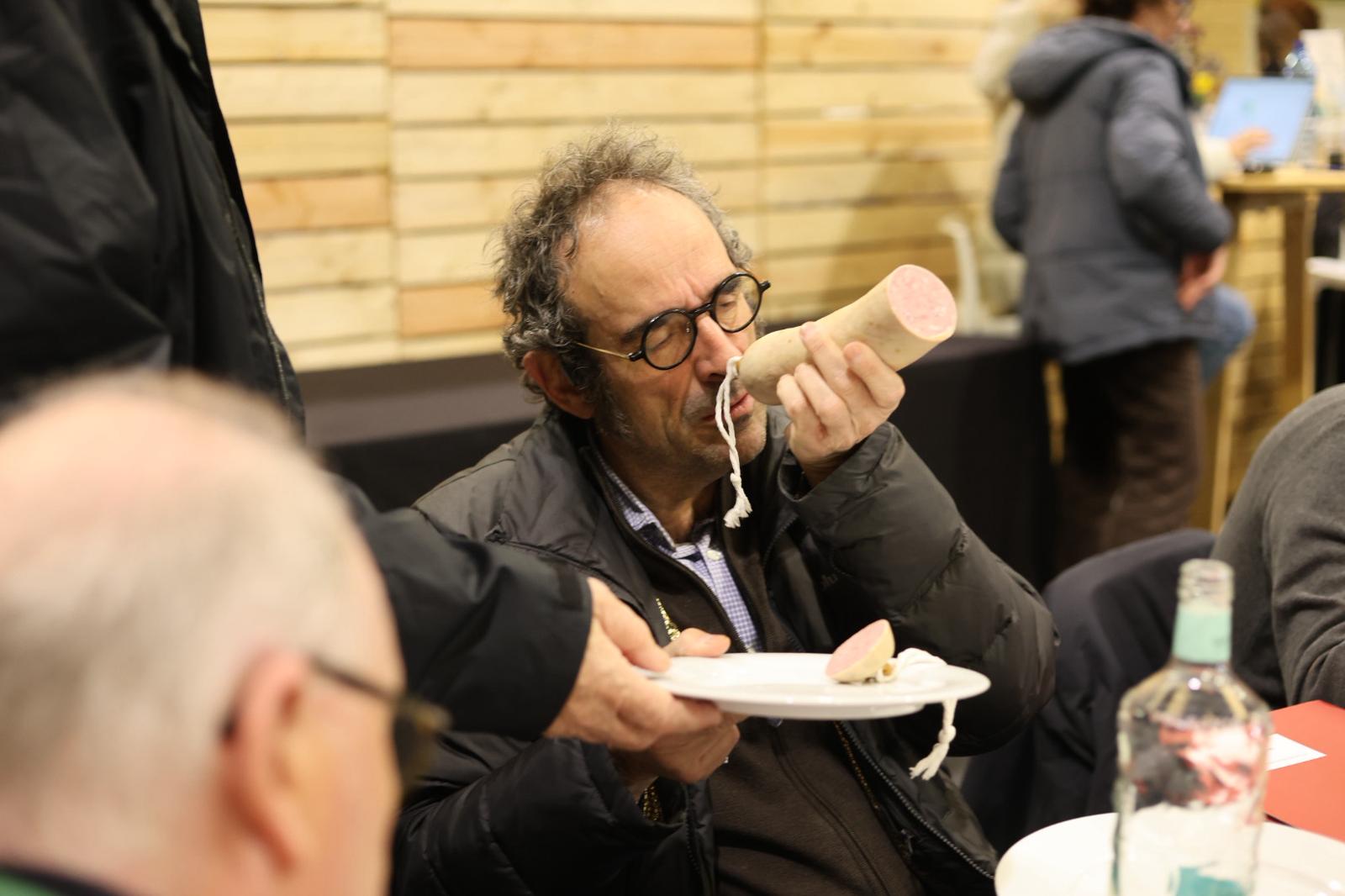 WhatsApp Image 2025-11-22 at 13.04.49 (2)