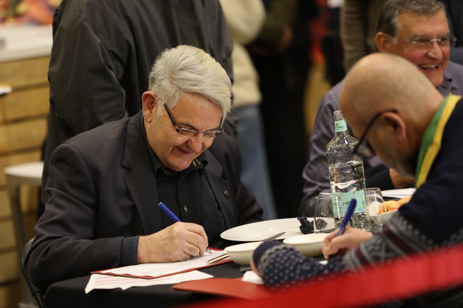 WhatsApp Image 2025-11-22 at 13.04.49